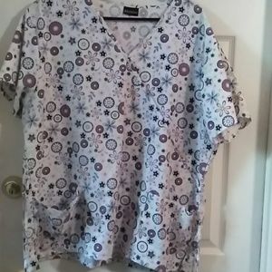 Medical scrub top size 2x